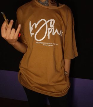 REMERA K.YA PURE OLD